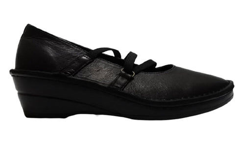 【インコルジェ3261 ブラック】ジグザグストラップパンプス